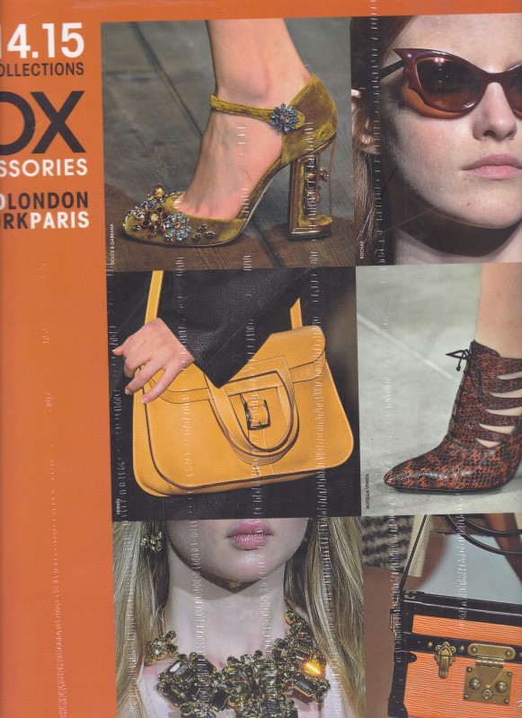 SHOWDETAILS BOX ACCESSORIES