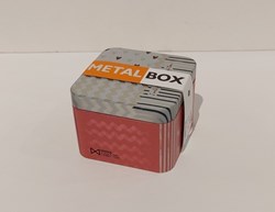 تصویر  متال باكس مربع مريخ سايز نوزده XBOX  8.4×8.4×6.1 سانت
